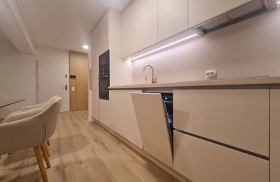 Аренда уютной 2-комнатной квартиры 58 м² в Брашове, Румыния